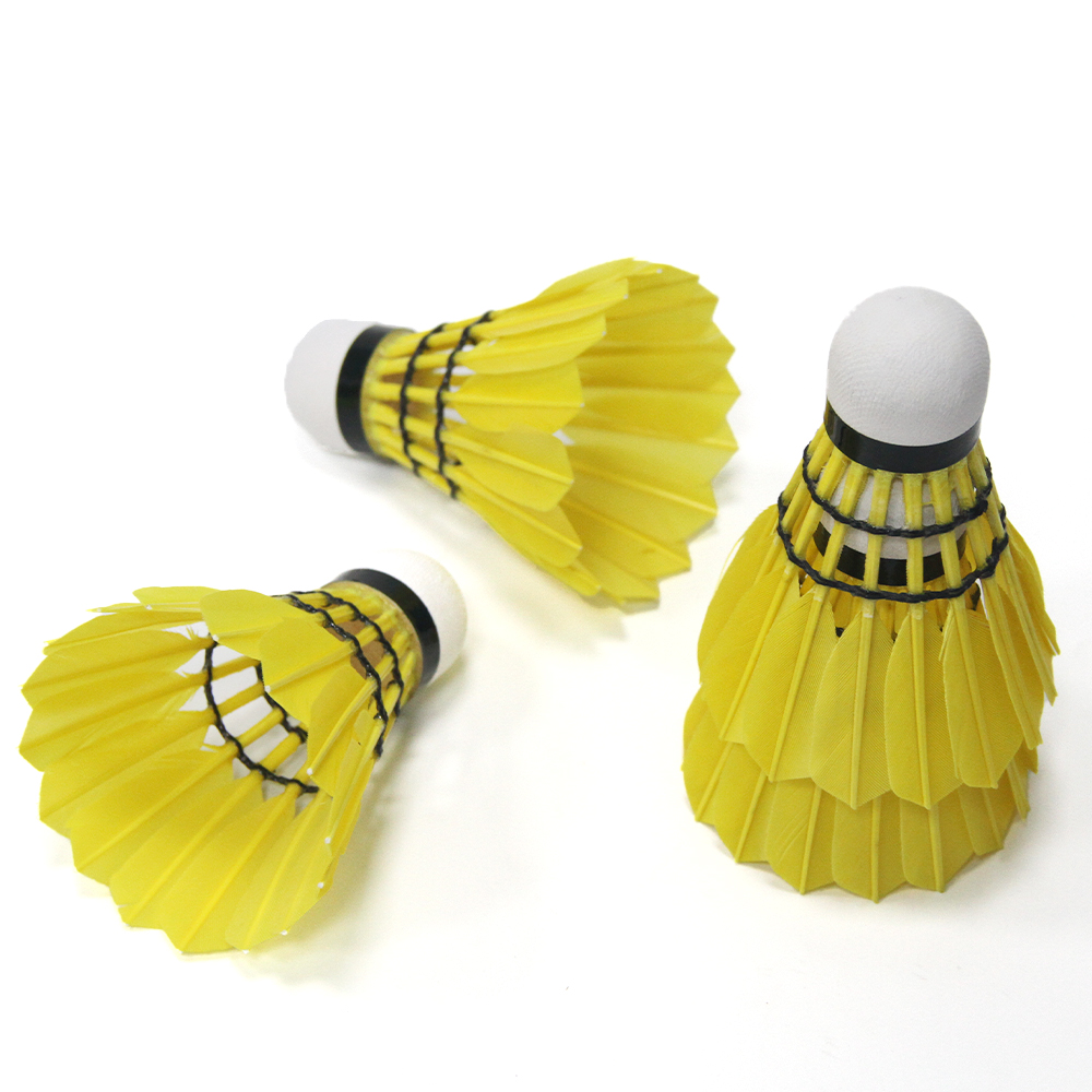 Colorful custom tournament bad - Badminton Shuttlecock ulasan dan harga